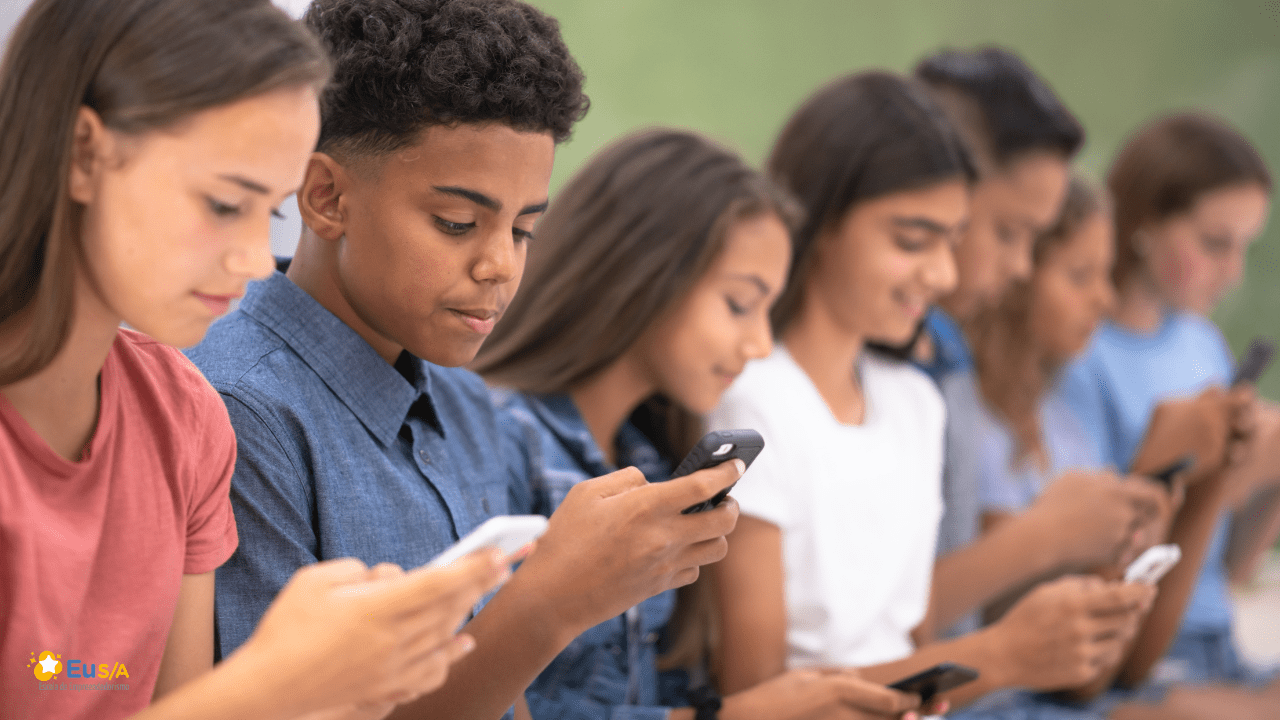 1778533676856 A importância de ensinar educação financeira aos filhos
